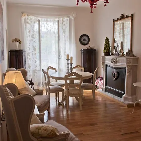 ベッド・アンド・ブレックファスト Il Cuore マッサ